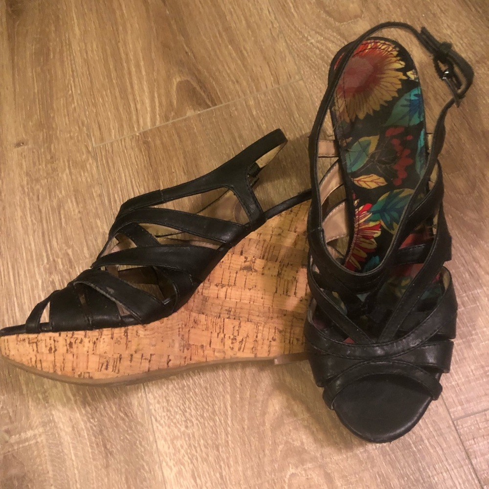 Black and cork strappy wedges heels